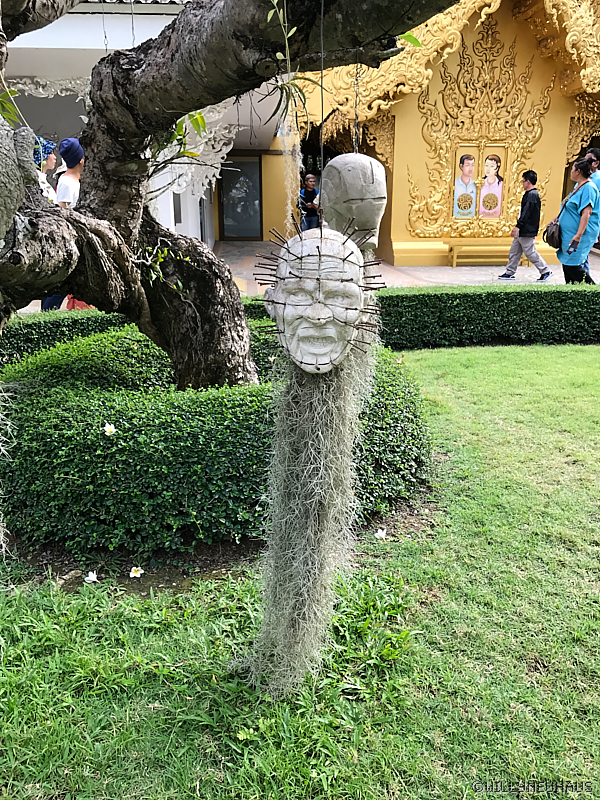 WeisserTempelChiangRai13